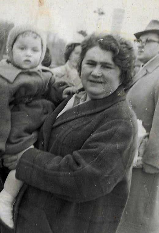 Ц.М. Тайц с внучатой племянницей