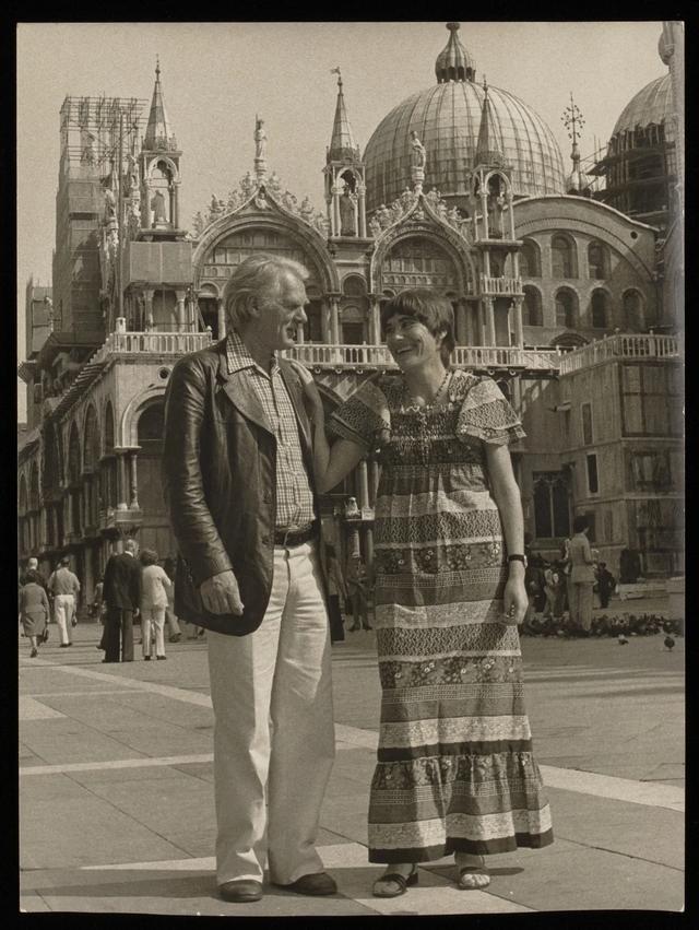 С мужем Джоном Фернхаутом. Венеция. 1974